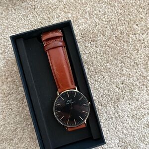 BRAND NEW Daniel Wellington Classic Black and Brown Watch